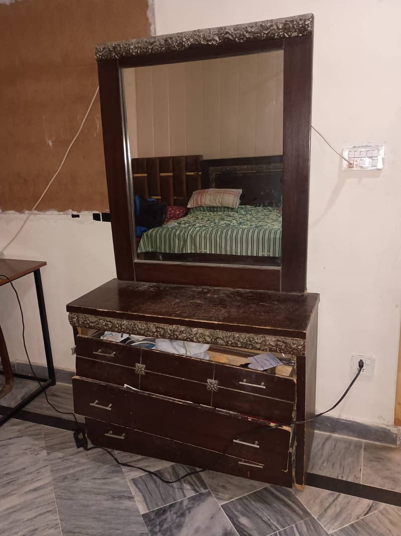 Dressing Table 2