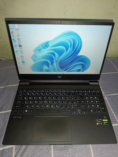 Victus by hp gaming laptop-15