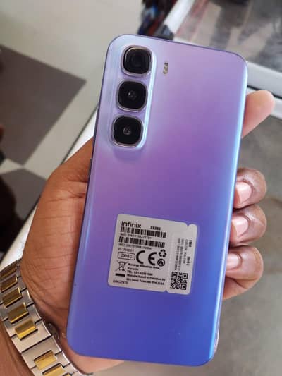 INFINIX HOT 60 PRO PLUS