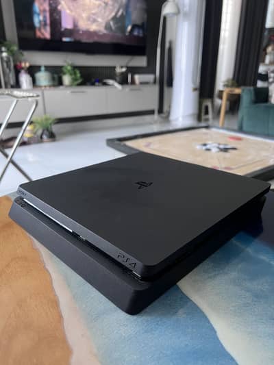 PS4 SLIM 500GB 9.5/10 100% ORIGNAL