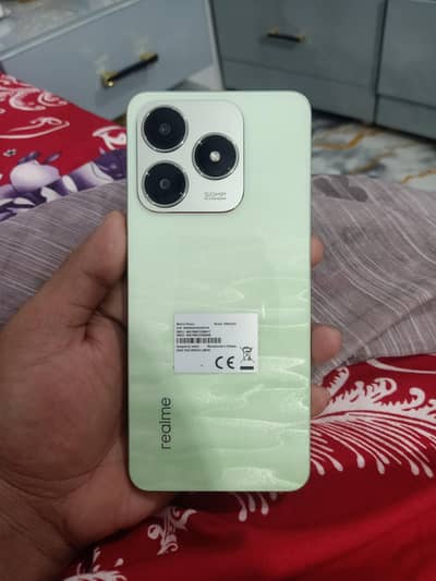 realme c63