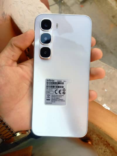 Infinix hot 60 pro  8/128/5160 battery  brand new  with box all charg