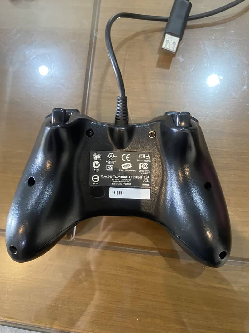 Xbox 360 wired controller 2