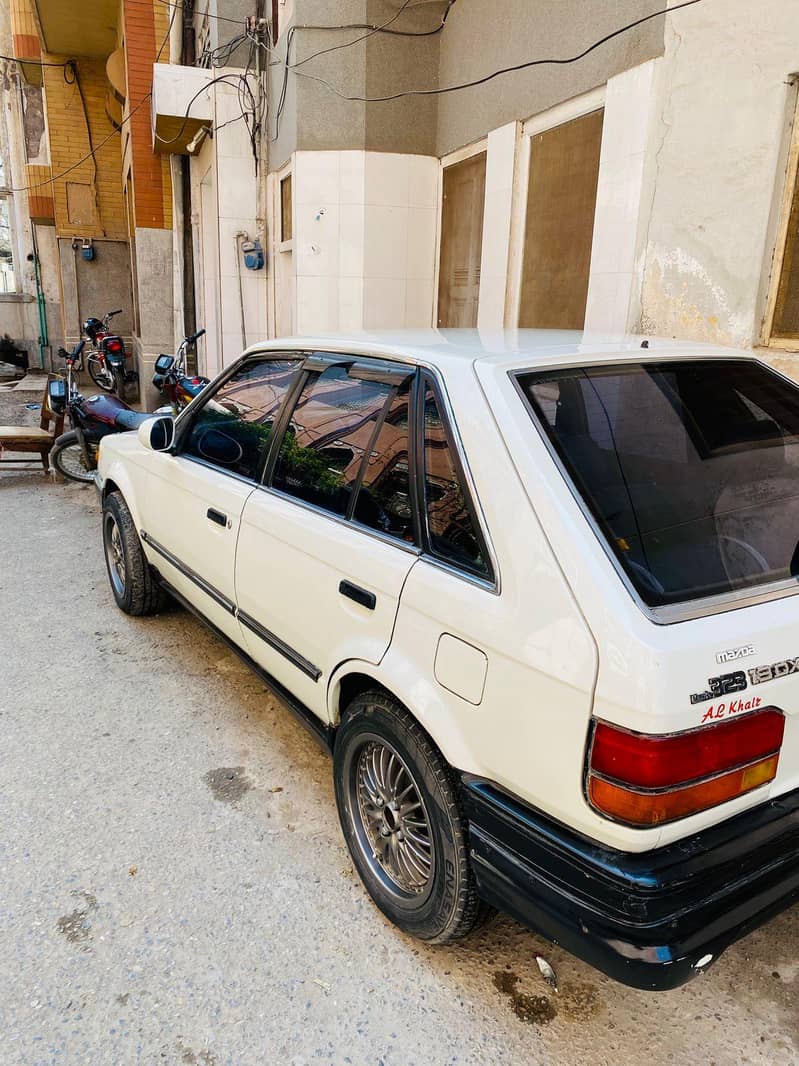 Mazda 323 2