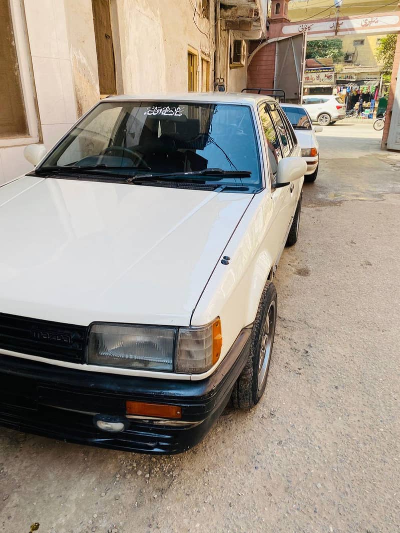 Mazda 323 4