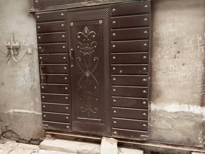 Home Main Gate, Reeling gate in Running Condition