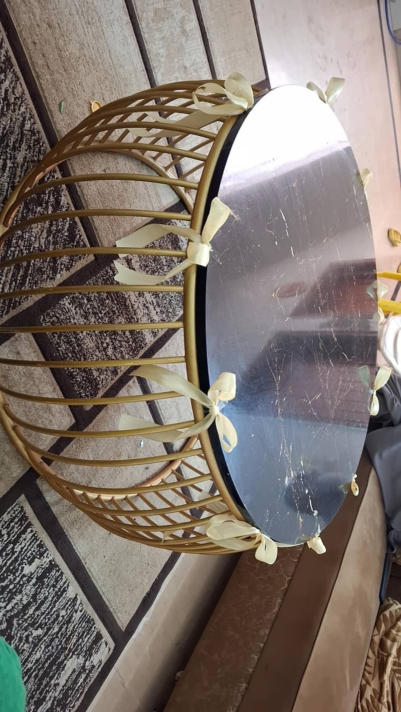 center round table 0