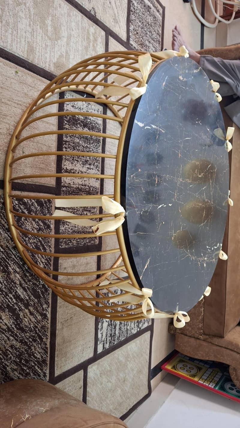 center round table 1