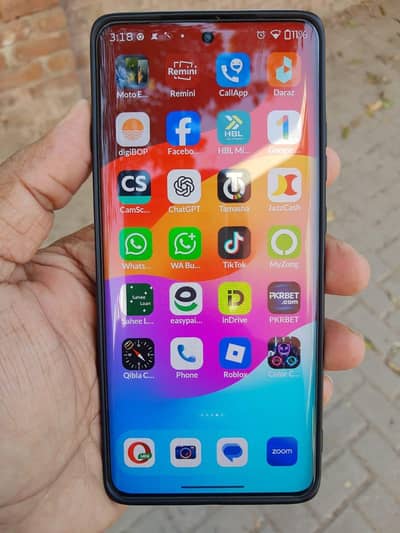 Motorola edge 25  Non pta sim lock 12. GB 256GB 110 mega pixel camera f