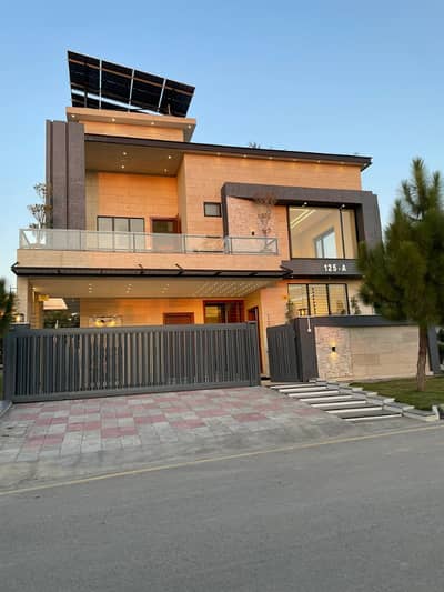 14 Marla double highted 3 side corner for sale block c