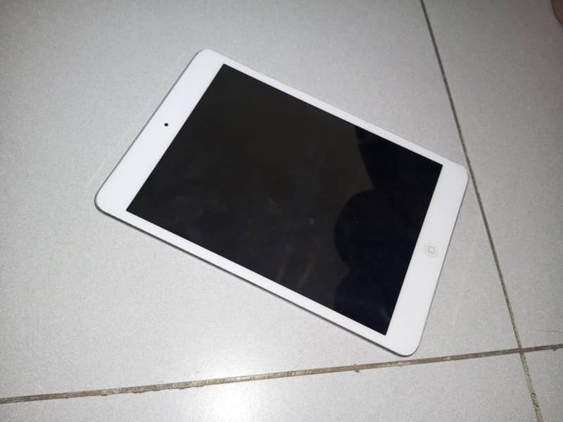 Ipad Mini 2 with box 0