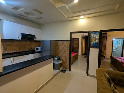 2 ROOM APARTMENT WITH ATTACHED BATHROOM FOR DAILY STAY . 9999 / NIGHT