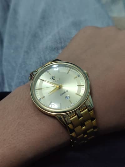 Dfarno Premium men's gold Watch