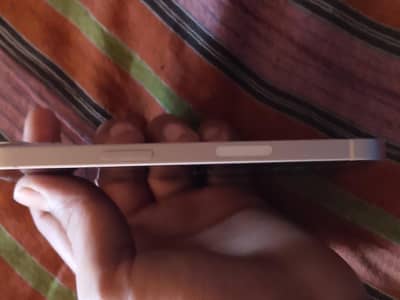 i phone 13 jv 256 gb bettery 94  watsapp number 03146652007