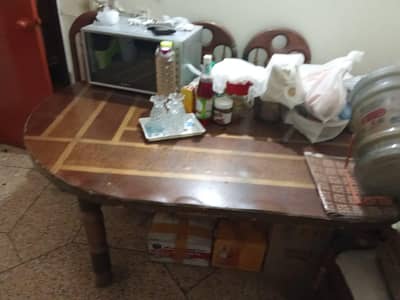 dinning table with 6 chairs