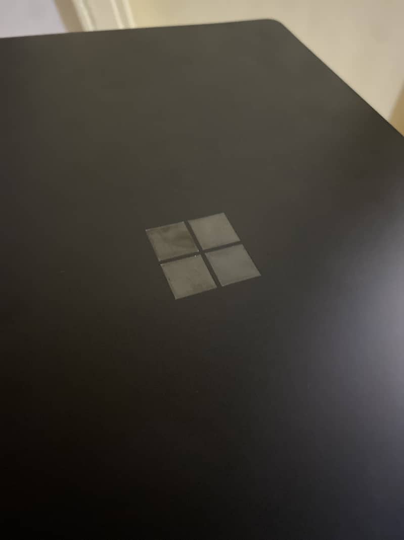Surface Laptop 2 2