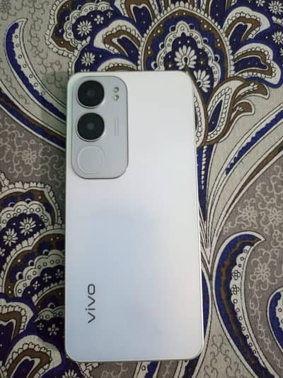 vivo y19s whats app 03065828477
