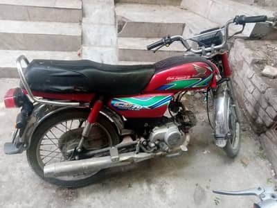 Honda CD70 for sale