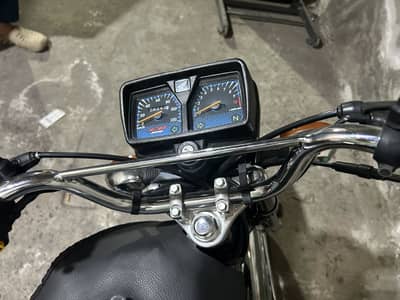 Honda 125.      Model 25/26