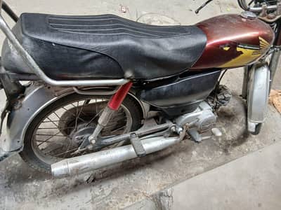 Honda CD70 for sale