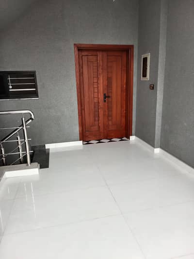 5 MARLA BRAND NEW UPPER PORTION AVAILABLE FOR RENT IN NASHEMAAN E IQBAL PHASE 2