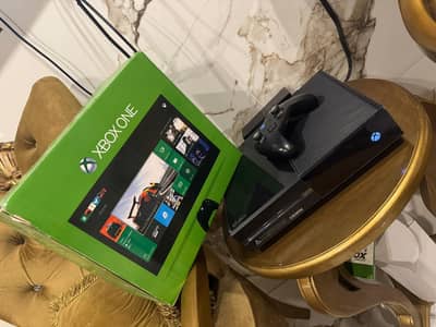 brand new condition xbox one 500GB