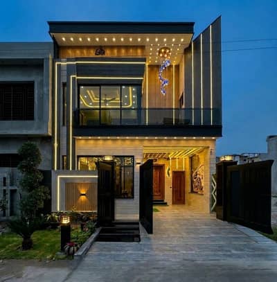 5 Marla Ultra Modern Brand New House For Sale In DHA Phase 9
