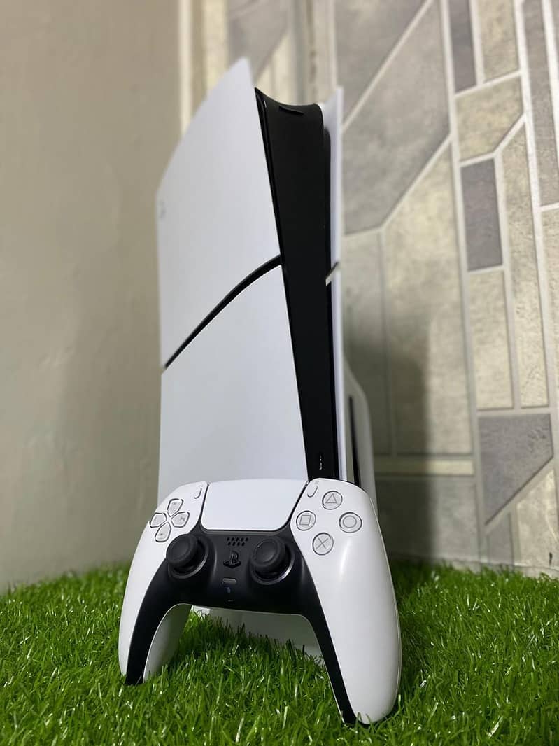 ps5 fat. . . ps5 slim disk. . . ps5 slim digital. . . xbox one x ...