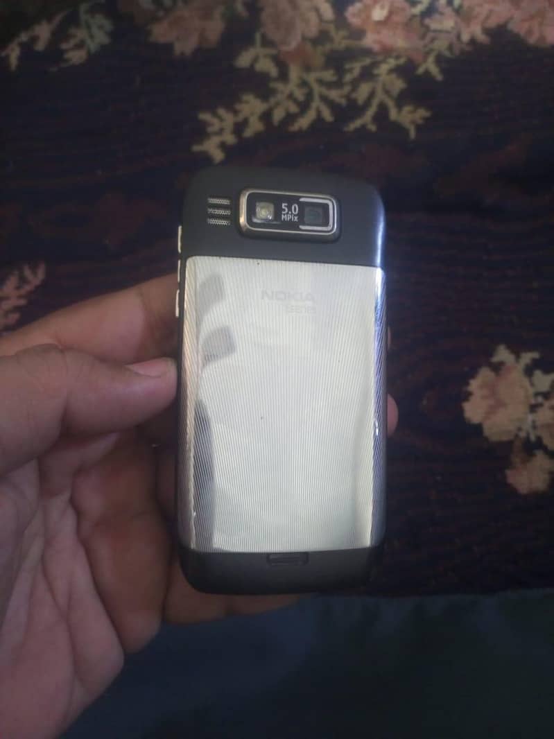 Nokia E72 original 1