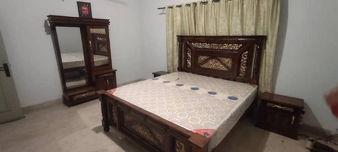 Taali (Shesham) Furniture Chinioti Style