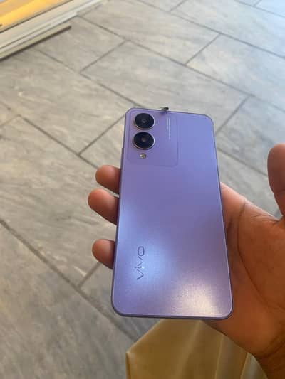 vivo y17s good condition mobile 4/128