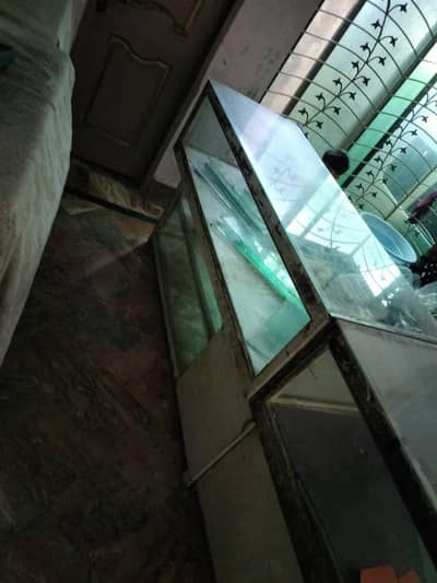 woden counter foresale bohat mazboot han