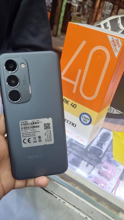 tecno sperk 40 pro +