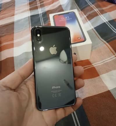 iPhone x Pta Approved with Box / Battery Change 64gb.