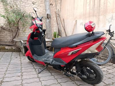 electric scooty