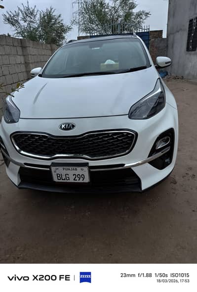 Kia Sportage 2020 FWD white color