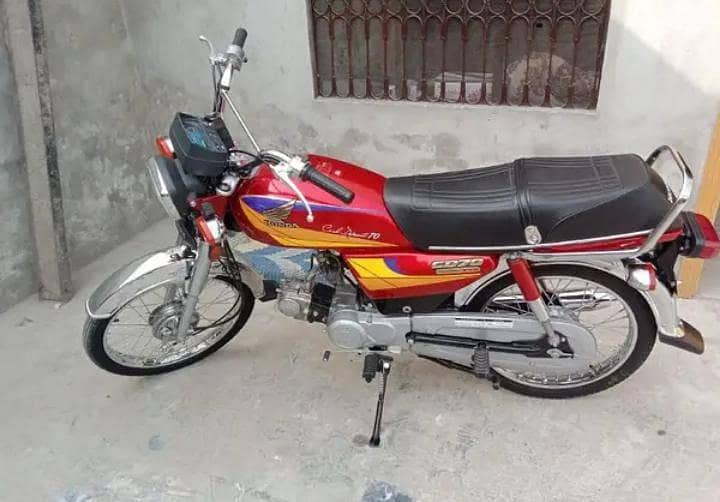 ہونڈا سی ڈی 70 بائک فور سیل 1