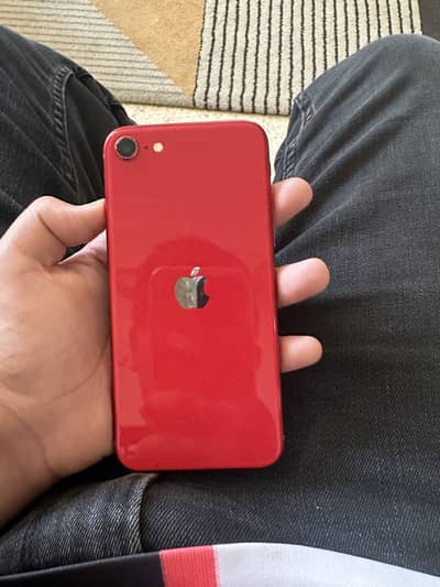 iPhone SE 2020 red