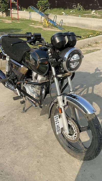 Honda CG 150 | Green Colour | 2015km Driven