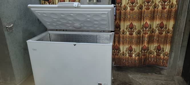 Urgent Sale Freezer l