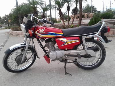 Honda 125 Lahore nbr 2019 model total original bike