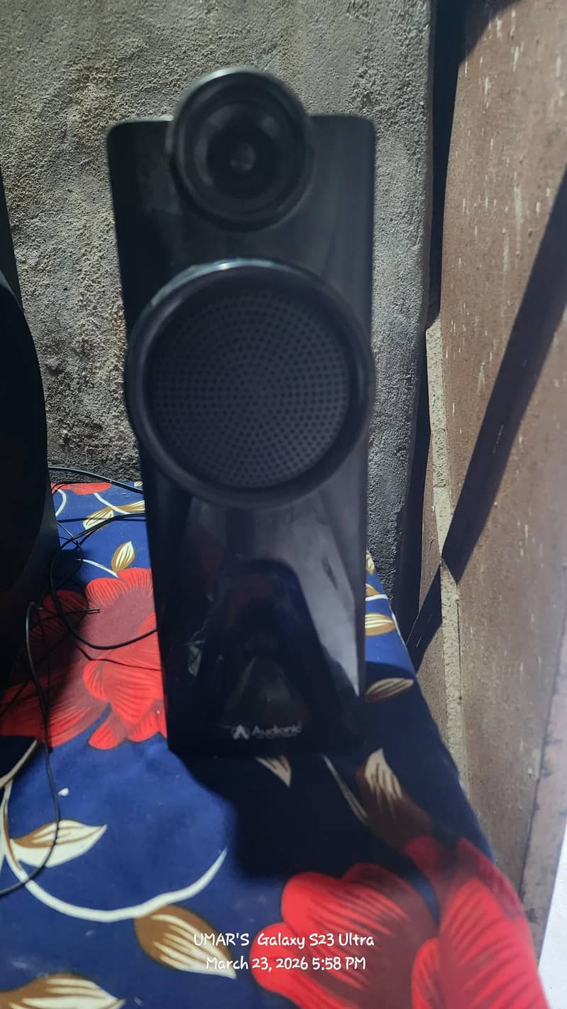 Audionic speakers 3