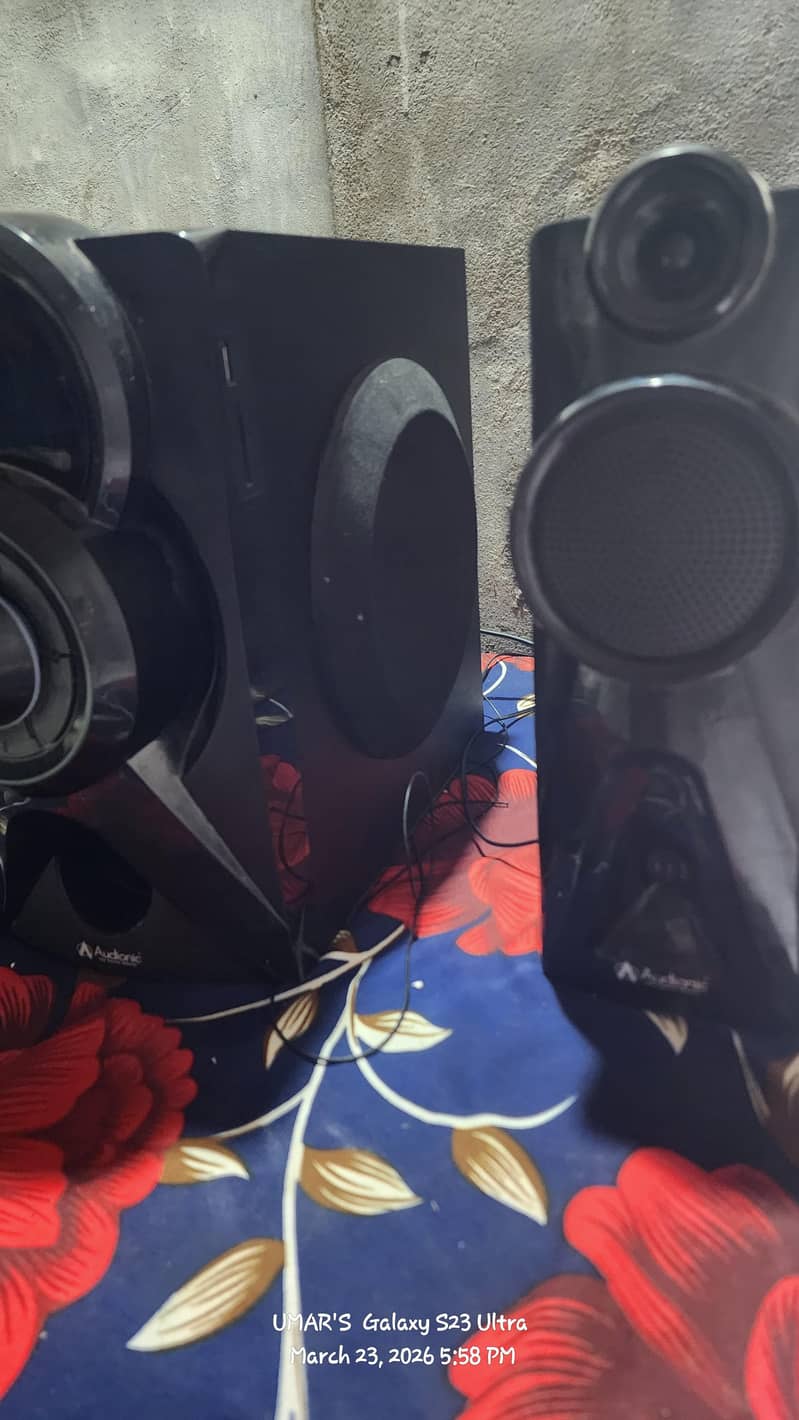 Audionic speakers 4