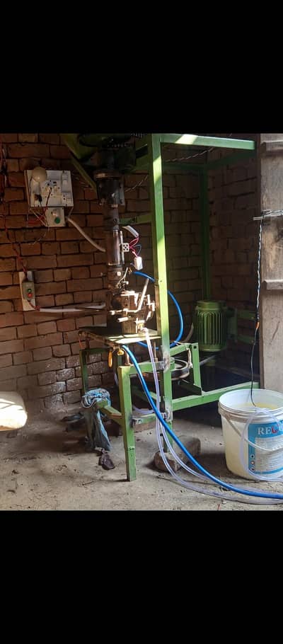 Manual Plastic molding machine