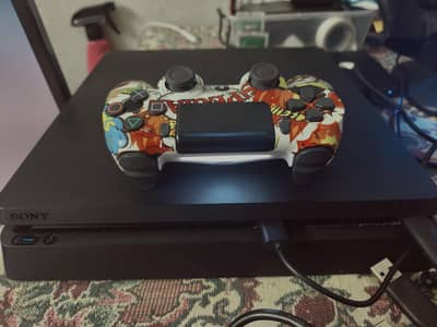 PS4 Slim jailbreak 500GB soft (v12.52) Games Installed sealed console