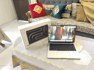 MacBook M4 pro 24/512