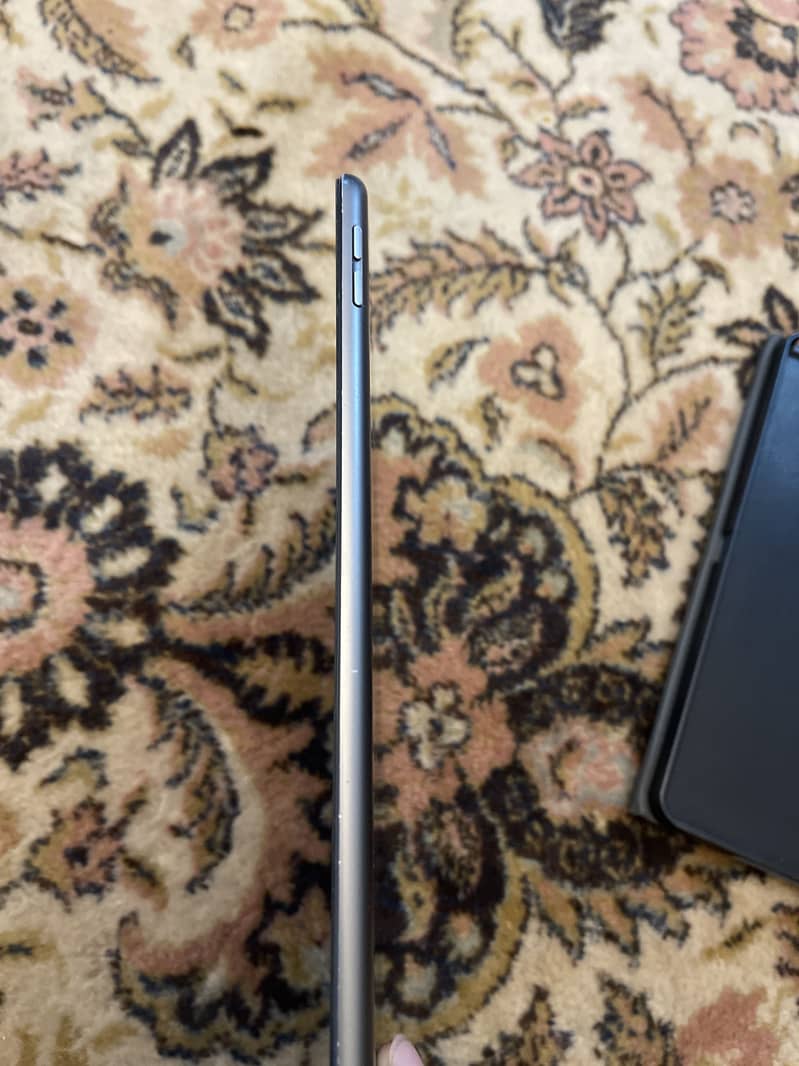 IPAD 8th generation 2