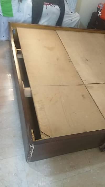 bed dressing table side table without mattress /0/3/2/3/2/6/5/5/2/3/2