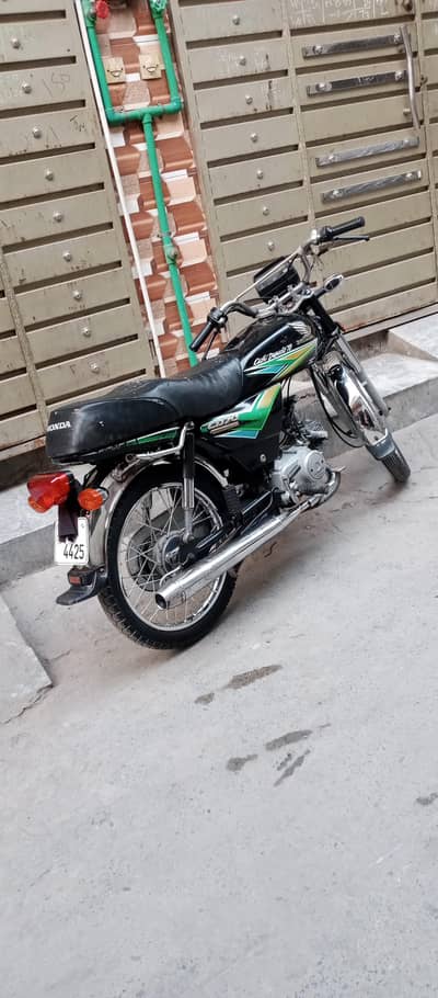 Honda CD 70 Bike totally Genioun New tyre new LD Rim install