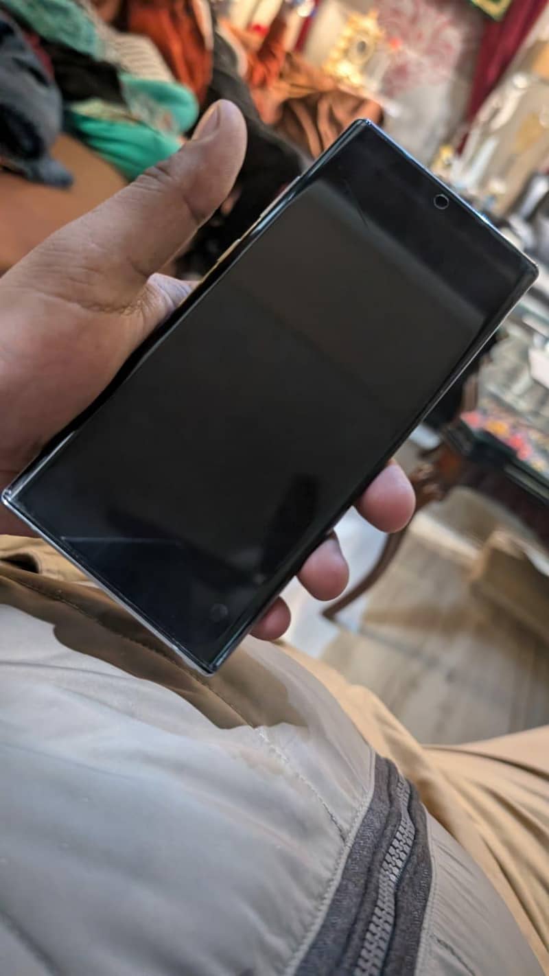 Samsung Note 10 plus 4